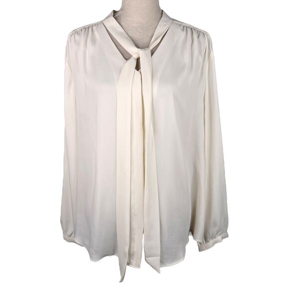 Chico's Blouse Off White 4 XXL 20/22 Button Up Tie Long Sleeves - Picture 9 of 13